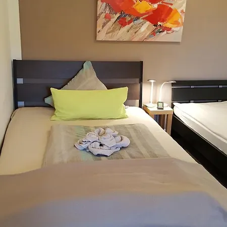 Gastezimmer Am Buchenhain Vendégház *